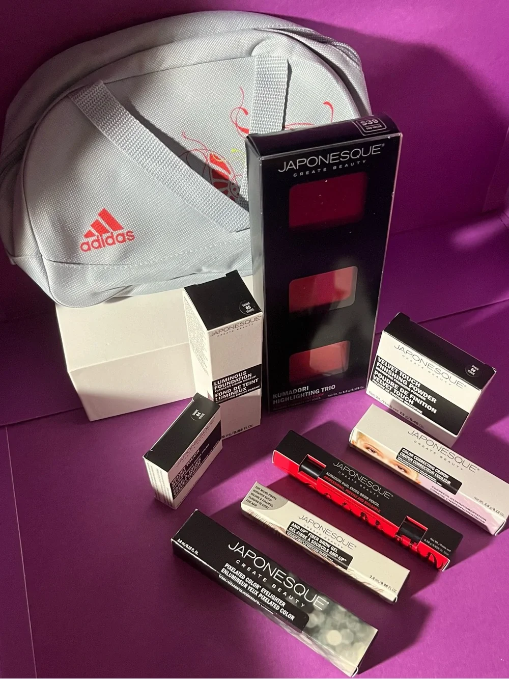 JAPONESQUE - MAKEUP COLLECTION and ADIDAS BAG